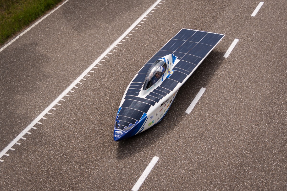 De zonnewagen van het Agoria Solar Team