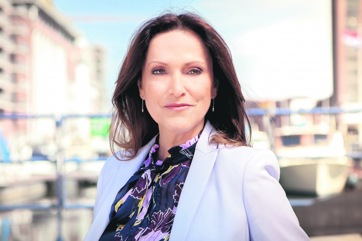 Karin Baert uit Thuis