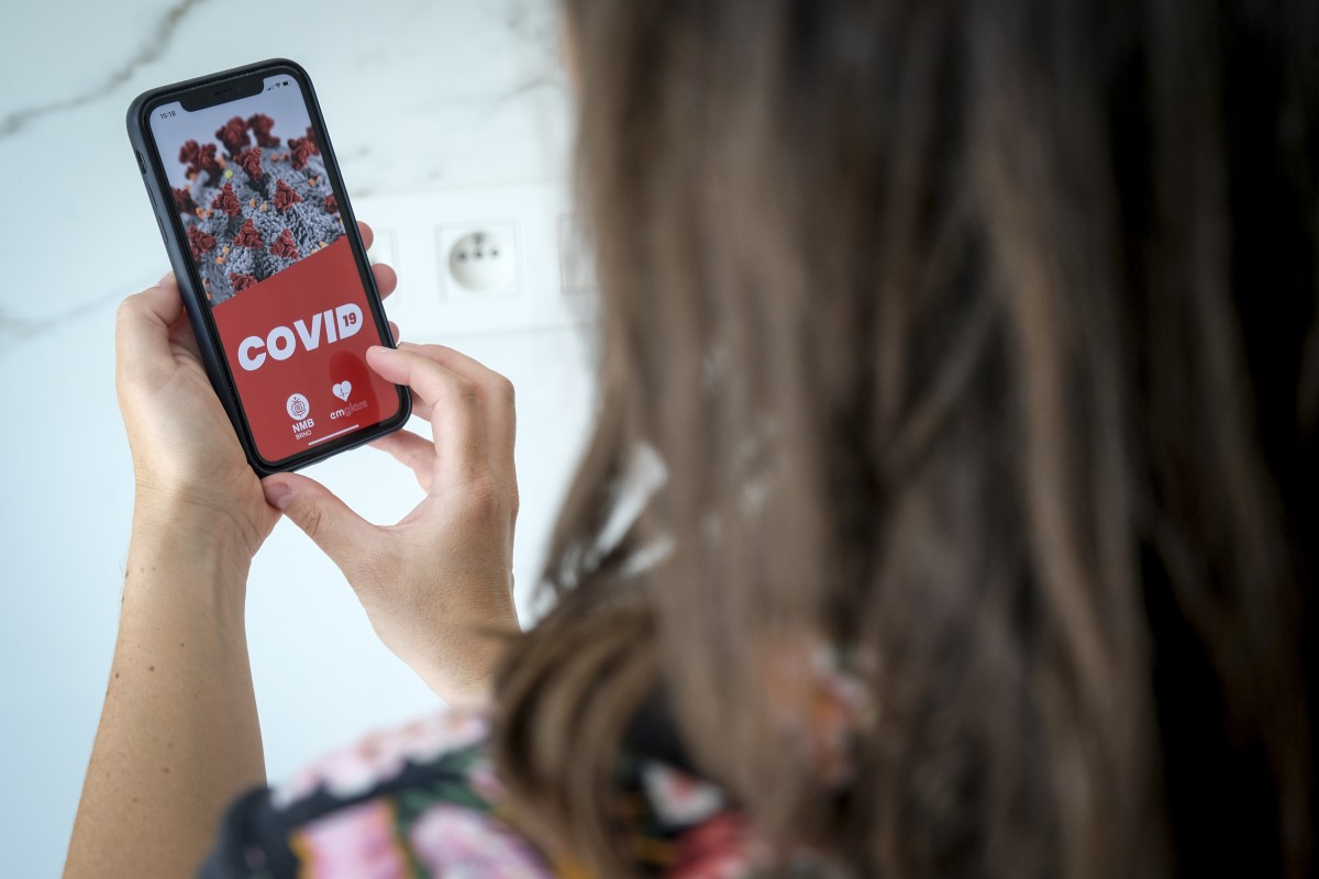 corona-app op smartphone