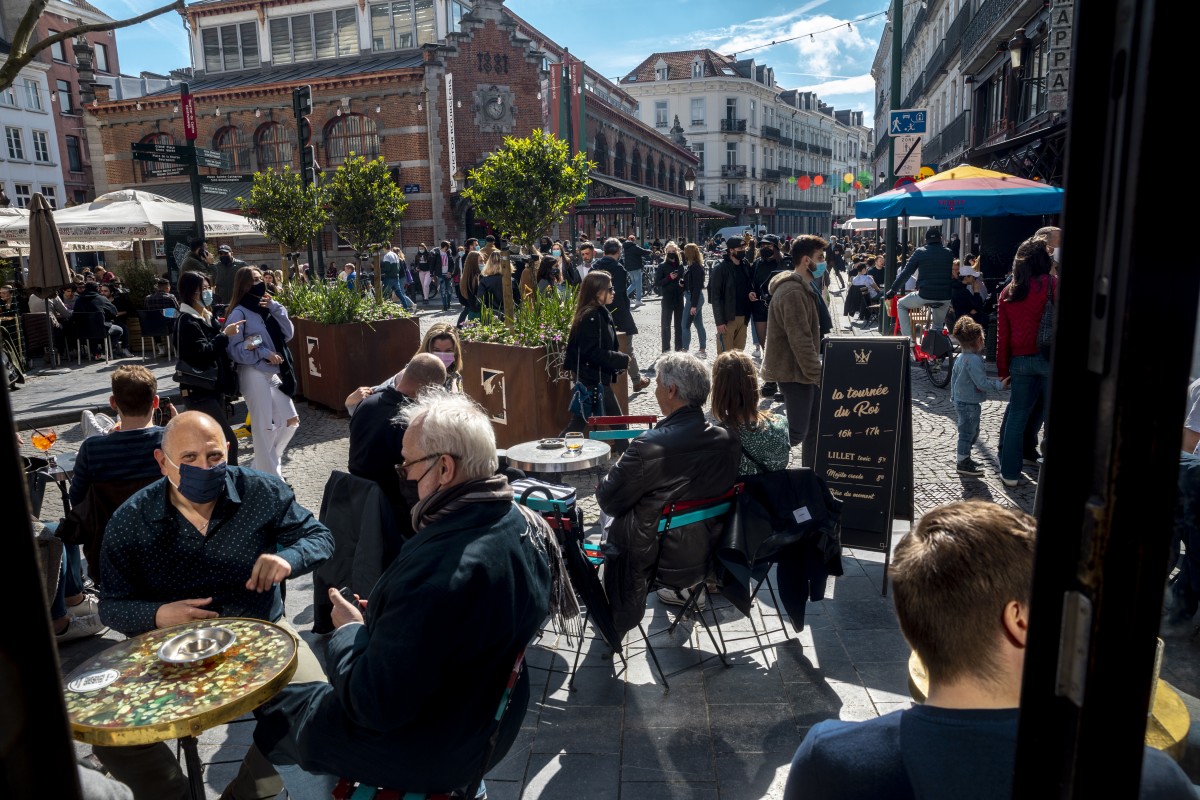 een terras van een café of restaurant