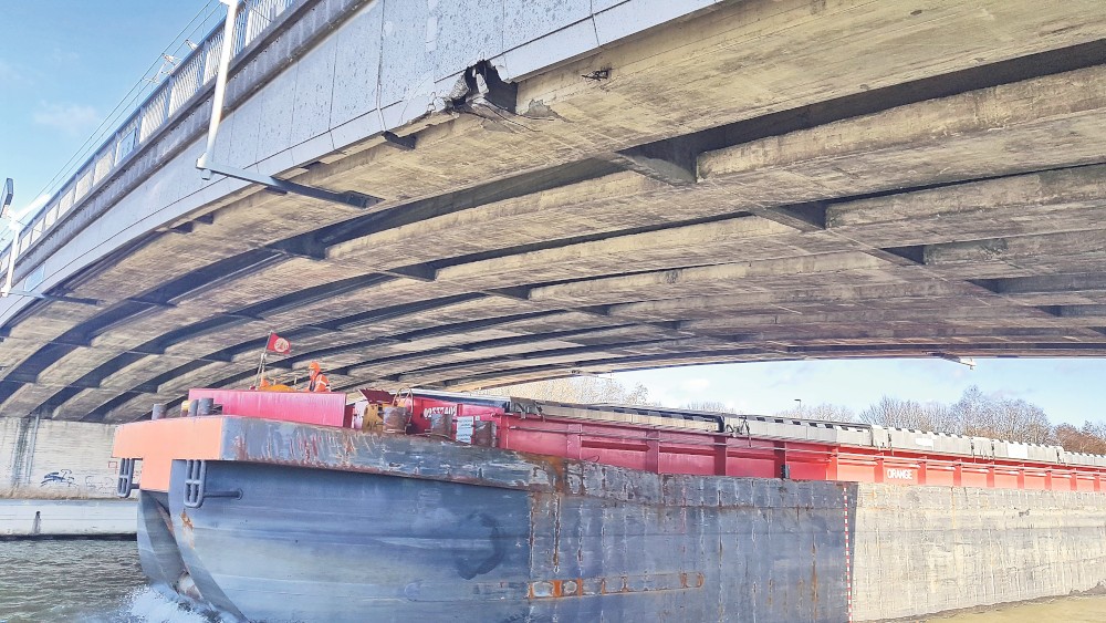 een oude brug