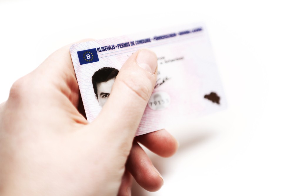 rijbewijs in de hand