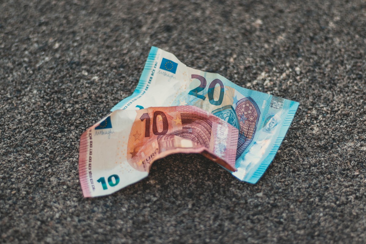 briefjes van 10 en 20 euro